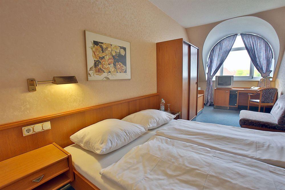 Hotel Bauschheimer Hof Rüsselsheim Kültér fotó