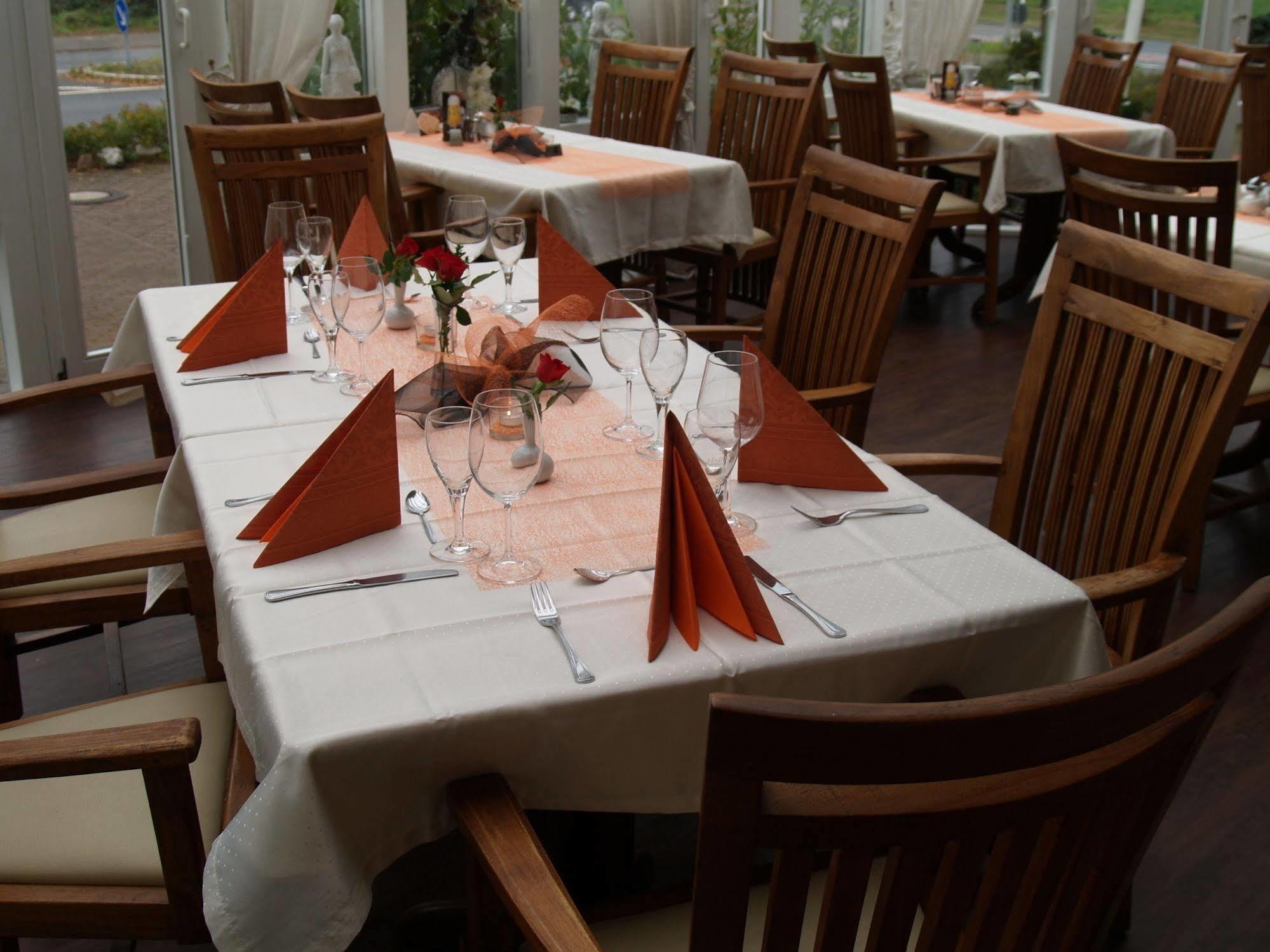 Hotel Bauschheimer Hof Rüsselsheim Kültér fotó