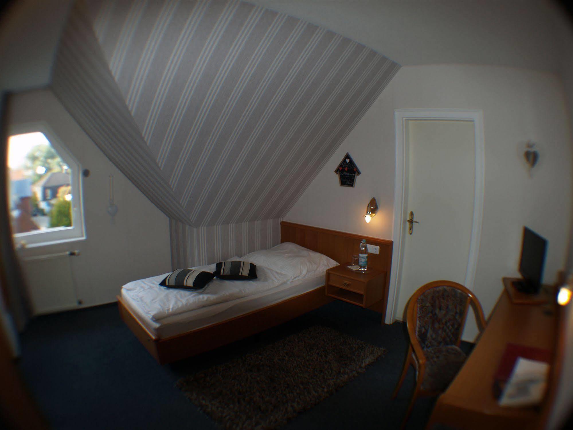 Hotel Bauschheimer Hof Rüsselsheim Kültér fotó